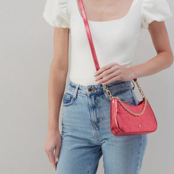 NEW HOBO Rosa Crossbody
Metallic Leather Strawberry Fields - Picture 12 of 14